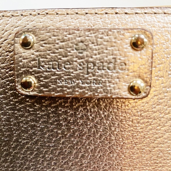 Kate Spade small Rose Gold Pebbled Leather Wallet - Picture 5 of 8